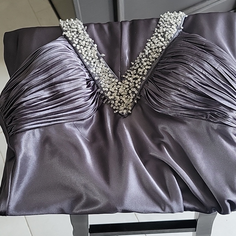 Le Chateau Satin Sparkle Halter Dress - Picture 4 of 8